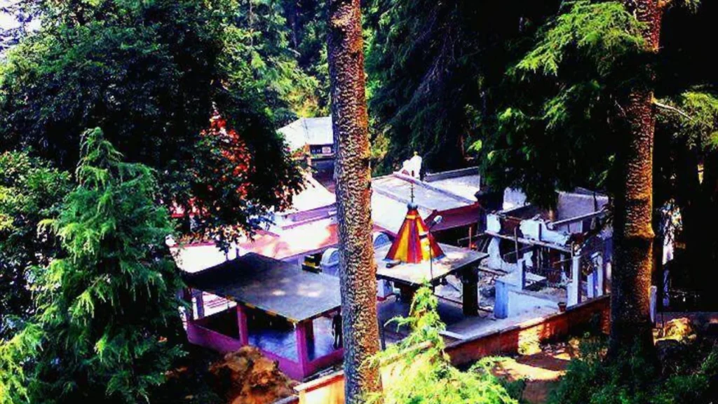 Haat Kalika temple | हाट कालिका मंदिर (Gangolihat)
